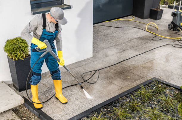 Best Gutter Cleaning in Mahtomedi, MN